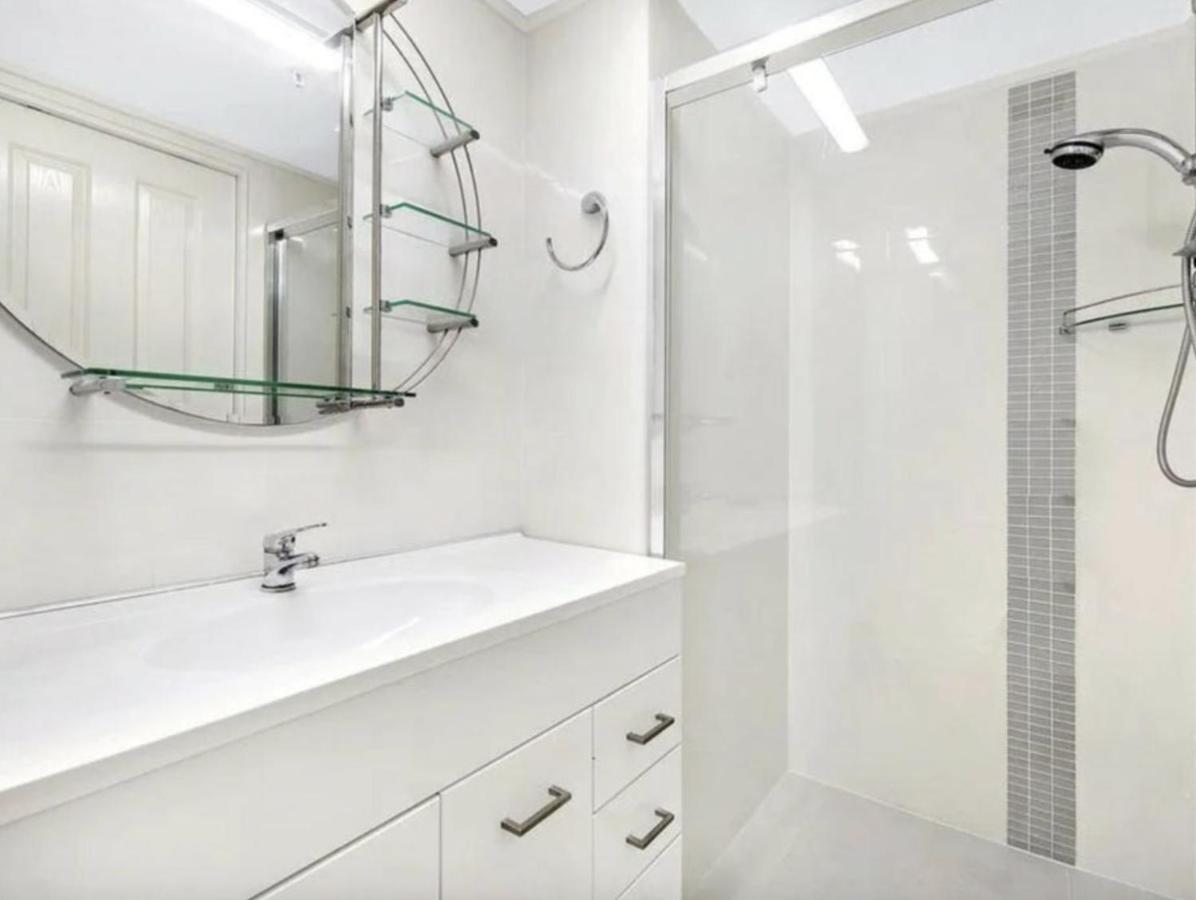 Апартаменты Imperial Surf - Hosted By Coastal Letting Голд-Кост Экстерьер фото